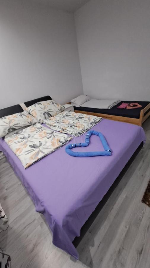 Apartmani Lana SJJ Exterior foto